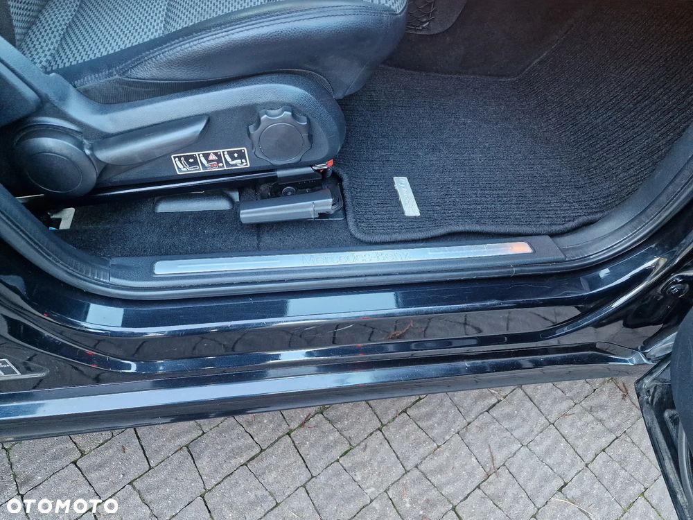 Mercedes-Benz Klasa A 200 Turbo Avantgarde - 20