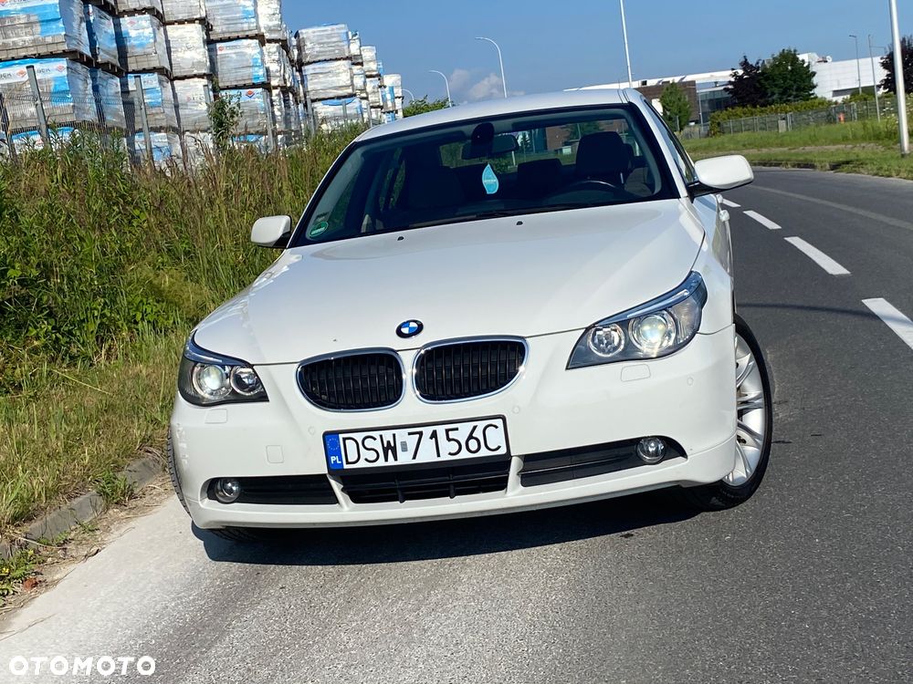 BMW Seria 5 520i - 1