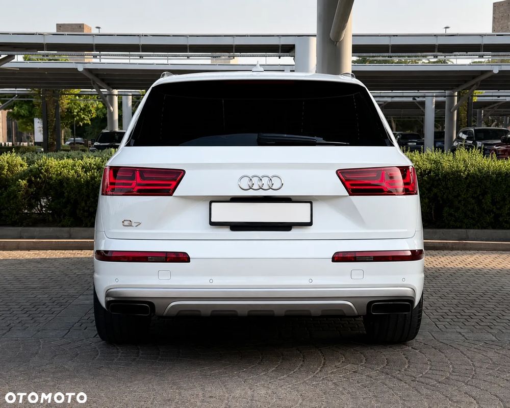 Audi Q7 - 4