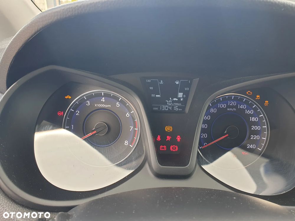 Hyundai ix20 - 12
