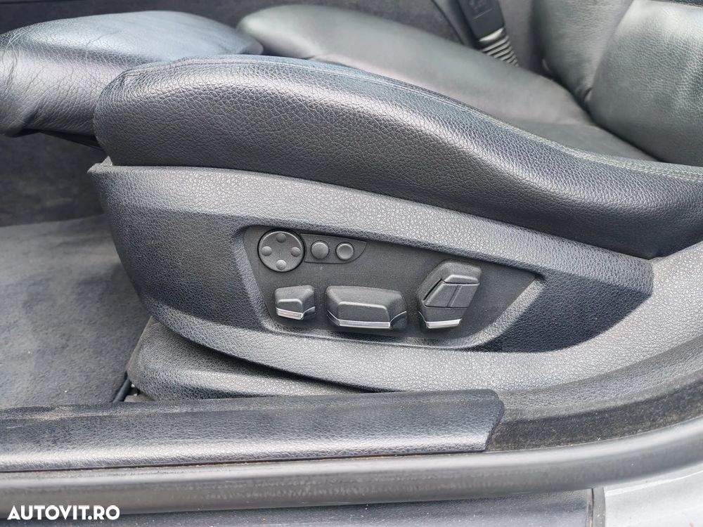 BMW Seria 5 525d Sport-Aut. - 12