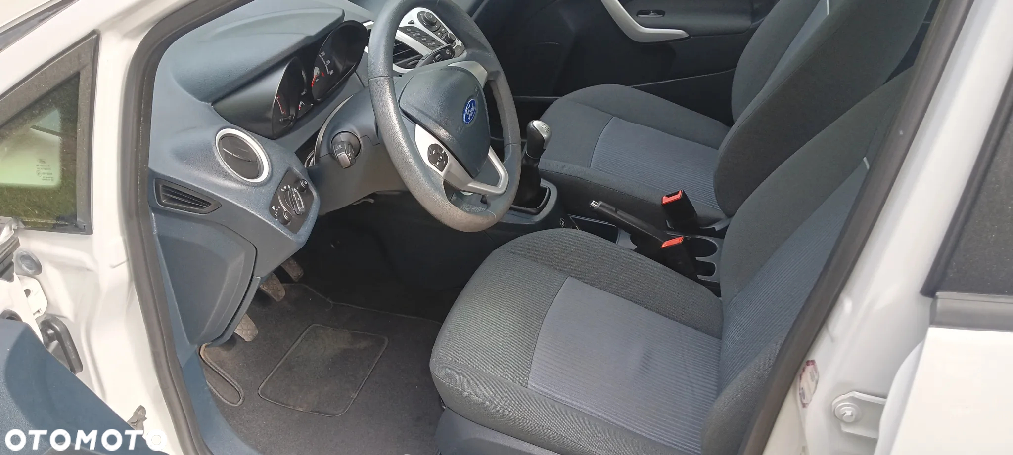 Ford Fiesta 1.25 Ambiente - 8