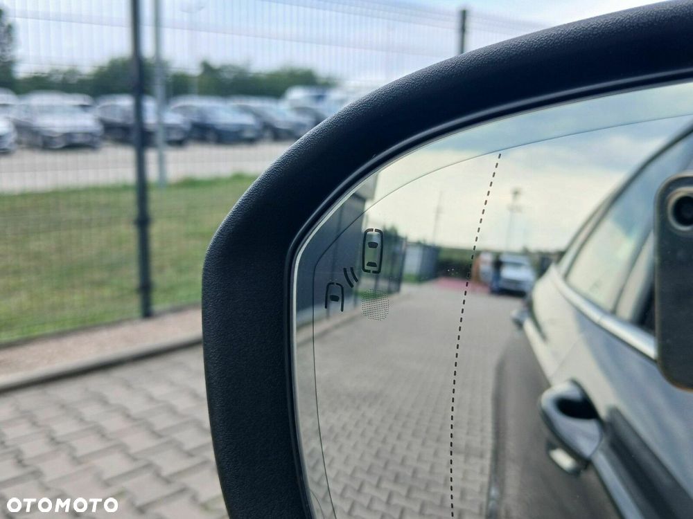 Ford Mondeo - 31