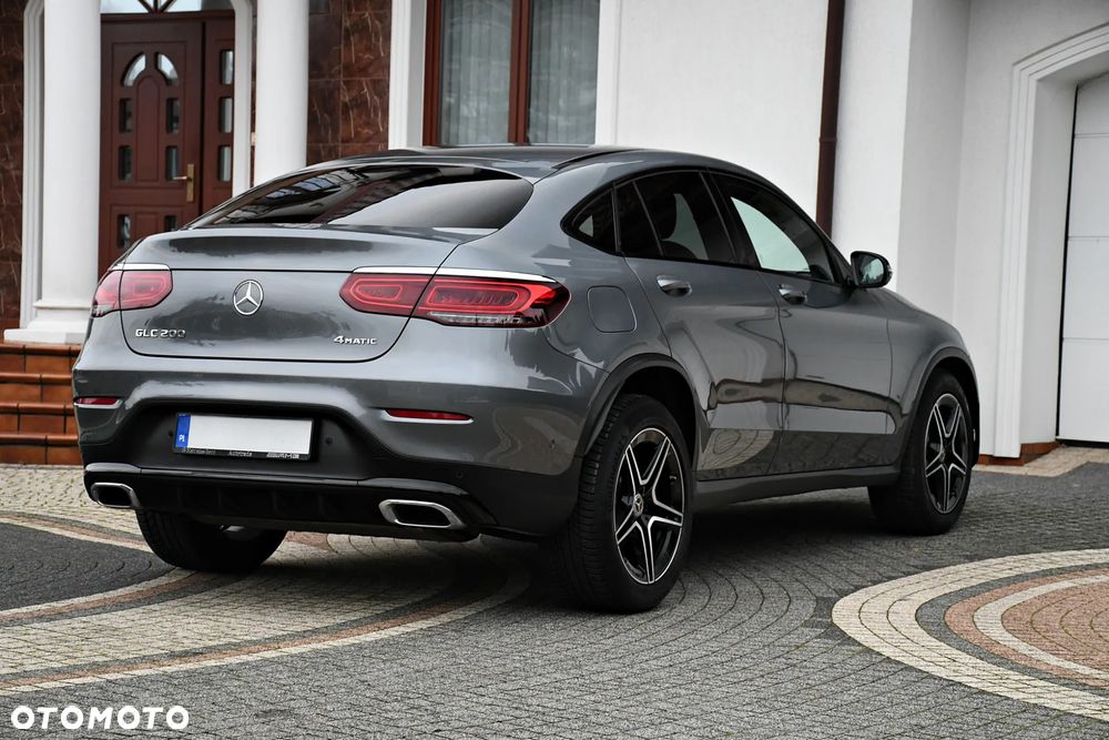Mercedes-Benz GLC 200 4Matic 9G-TRONIC AMG Line - 13