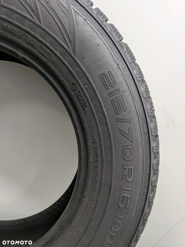Opony zimowe 215/70/16 Nokian WR SUV 3 - 7