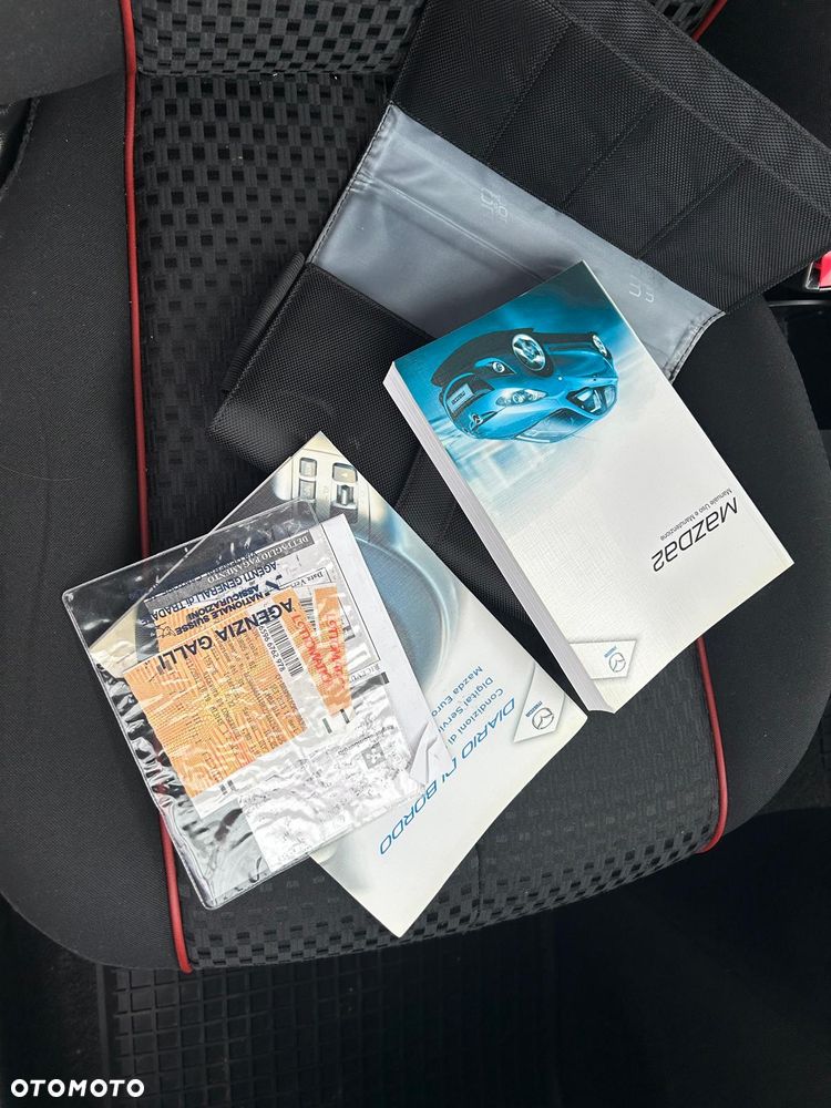 Mazda 2 - 19