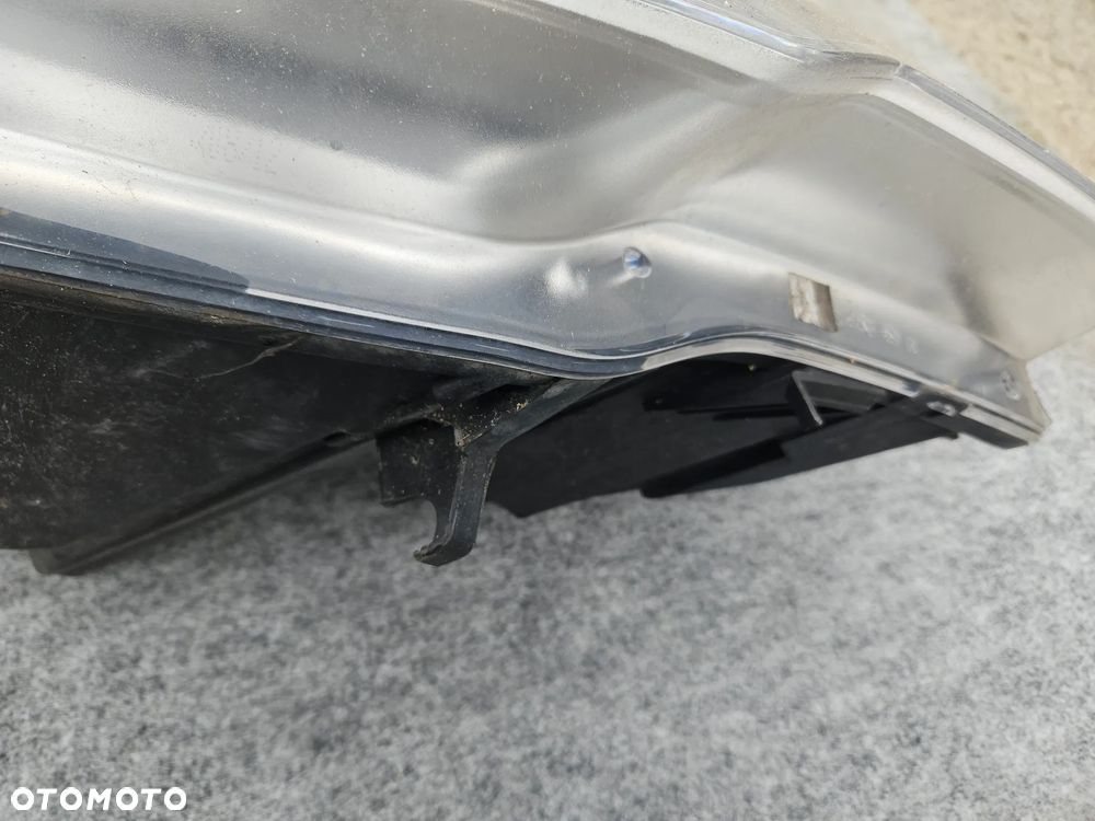 Lampa prawa przednia OPEL MERIVA B 2012r Europa oryginalna 13253630 - 4