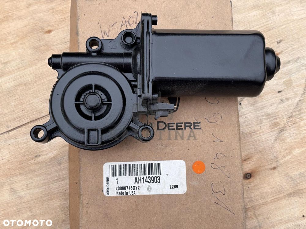John Deere AH143903 AA77820 Silnik Regulacji Prędkości Motowidła Oryginał - 1