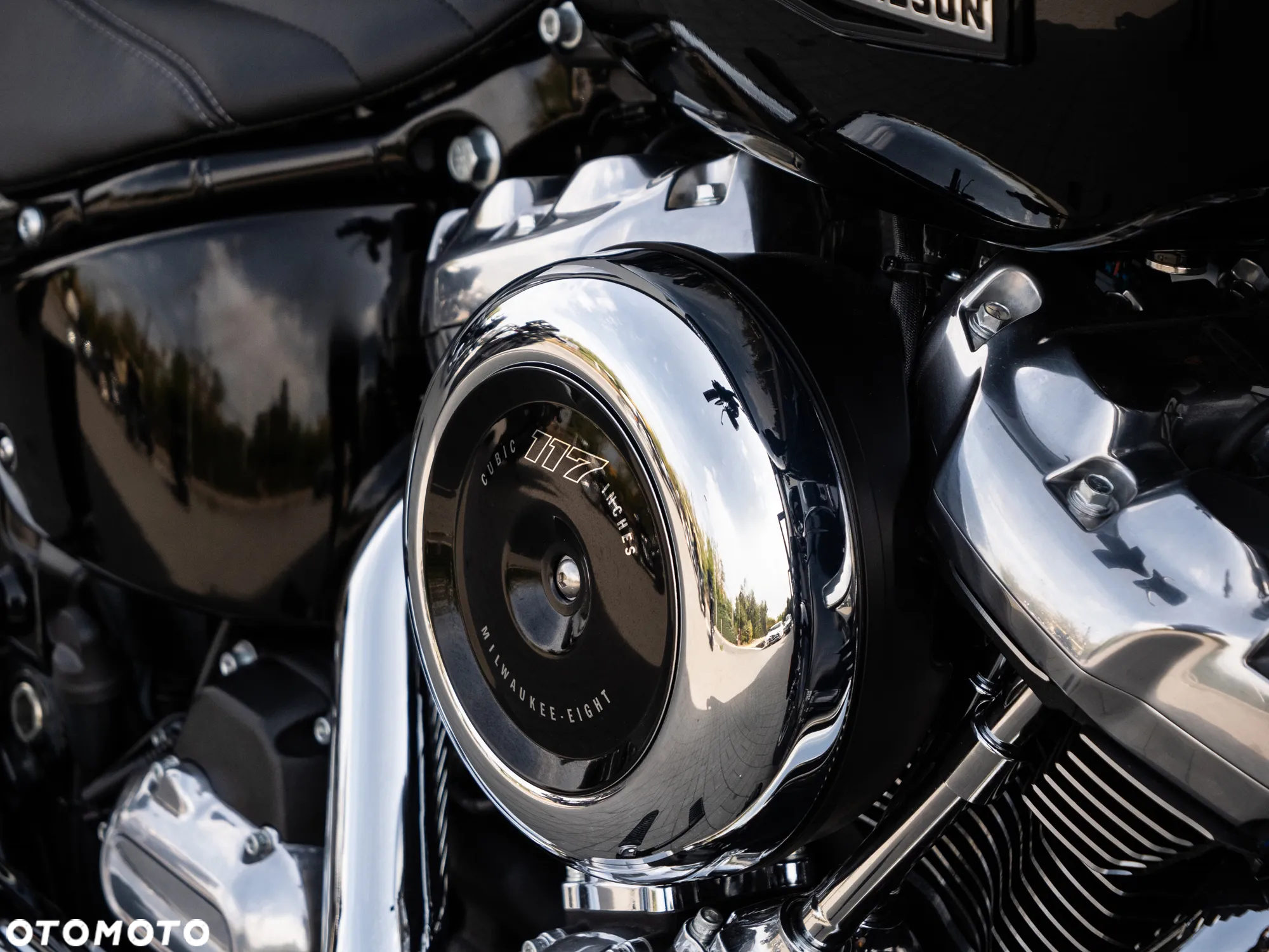 Harley-Davidson Softail Street Bob - 14