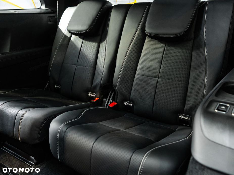 Mercedes-Benz GLS - 11