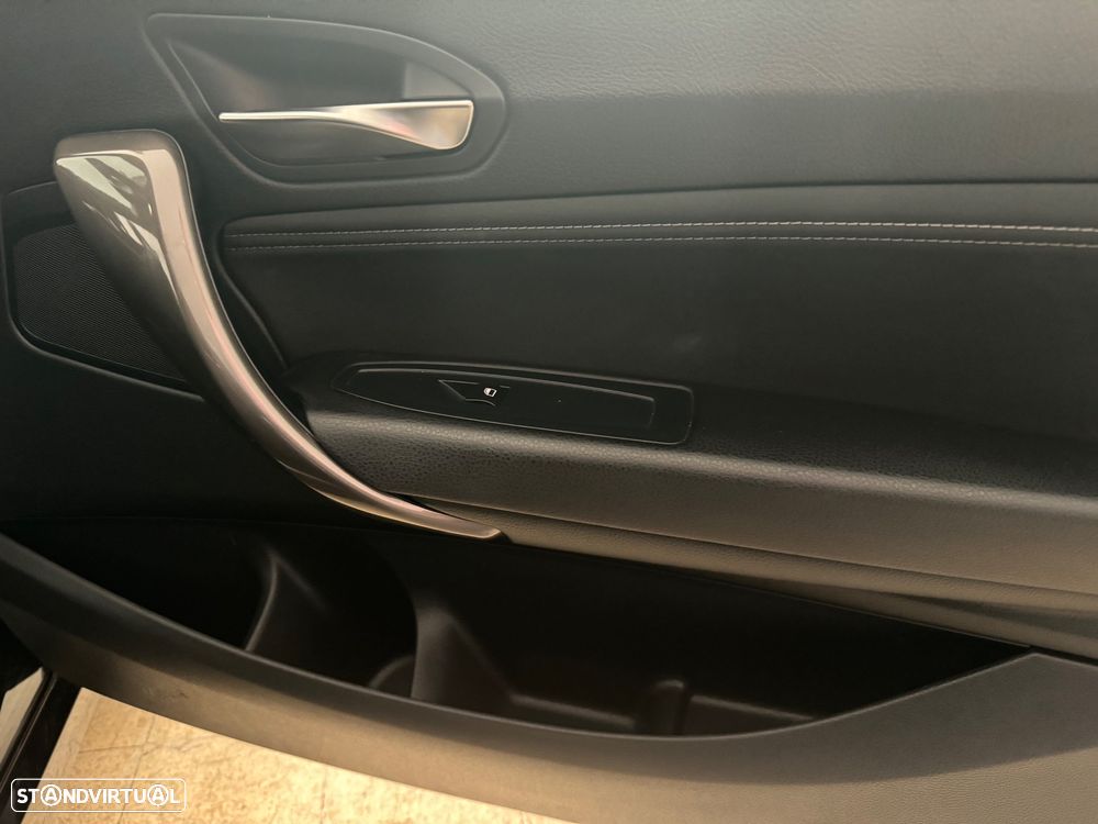 BMW 218 d Cabrio Line Sport - 29