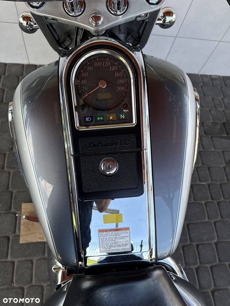 Suzuki Intruder - 37