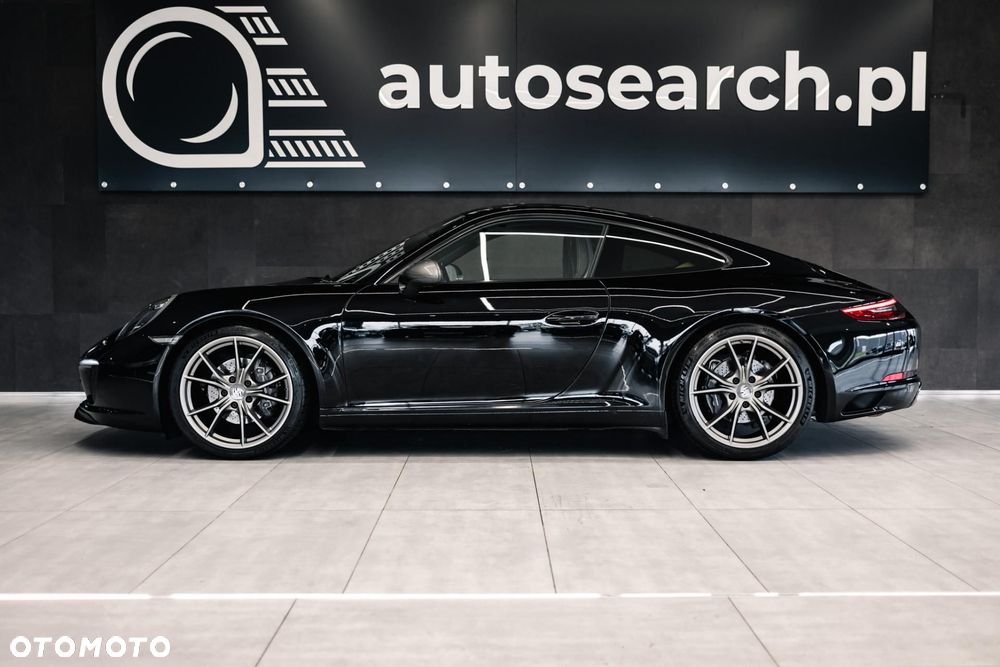 Porsche 911 Carrera T PDK - 8