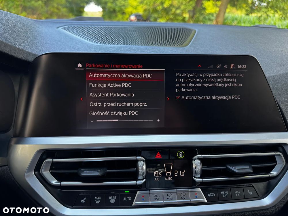 BMW Seria 3 318d M Sport - 23