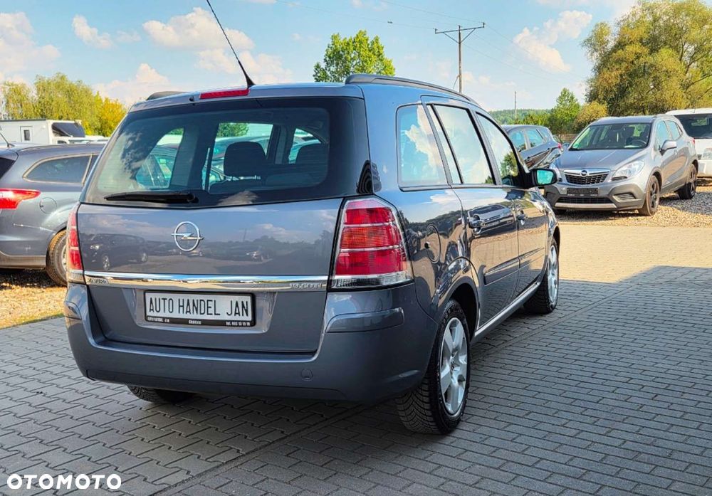 Opel Zafira - 4