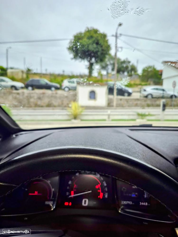 Citroën DS5 2.0 HDi Hybrid4 So Chic CMP6 - 7