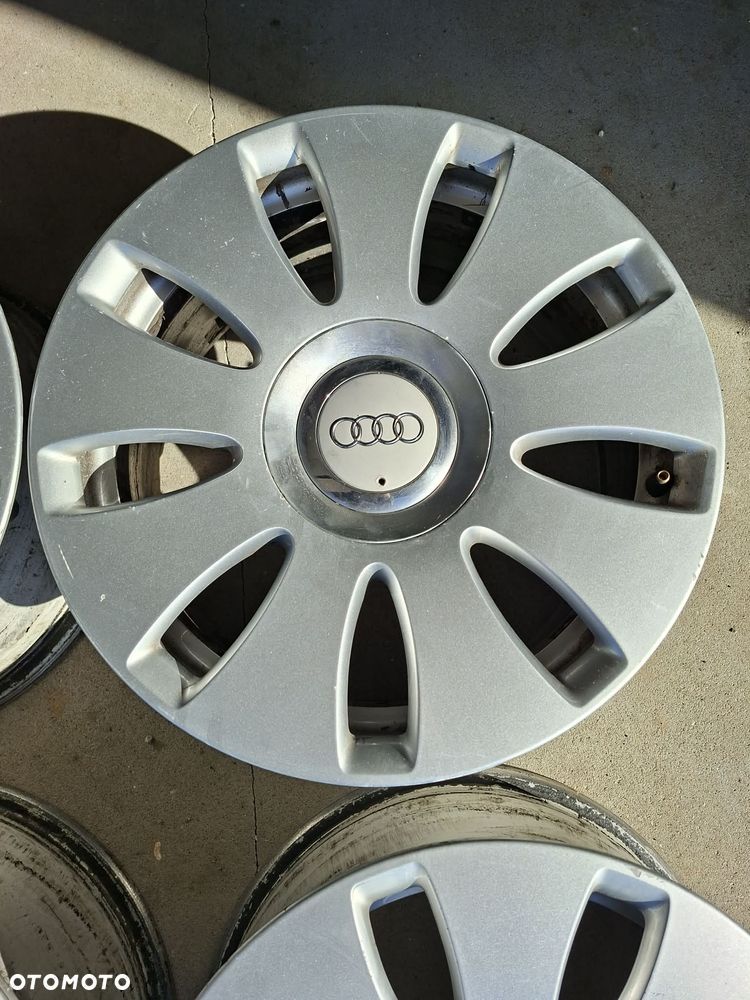 Oryginalne felgi audi, aluminiowe 16" stan bdb - 5