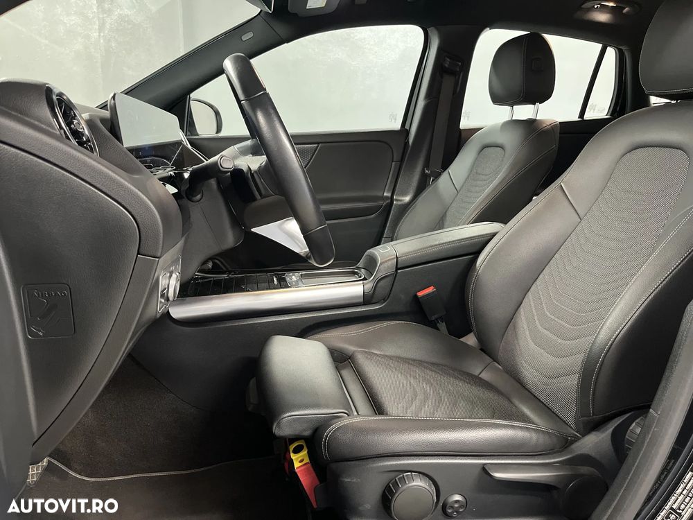 Mercedes-Benz GLA 180 d Aut. - 11