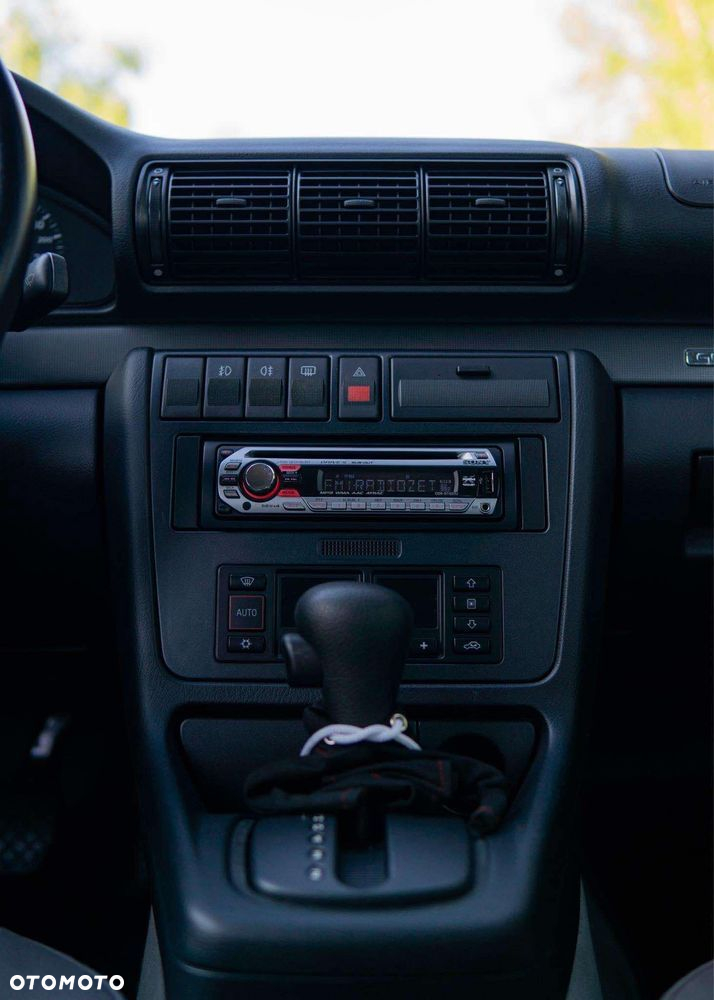 Audi A4 Avant 2.8 Quattro Tiptronic - 4