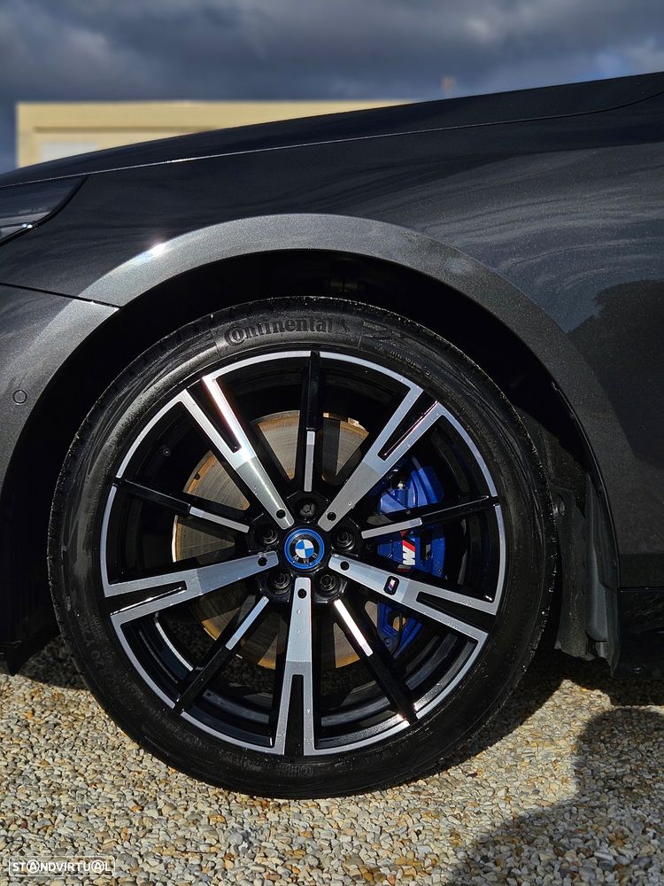 BMW i5 eDrive40 Pack Desportivo M Pro - 9