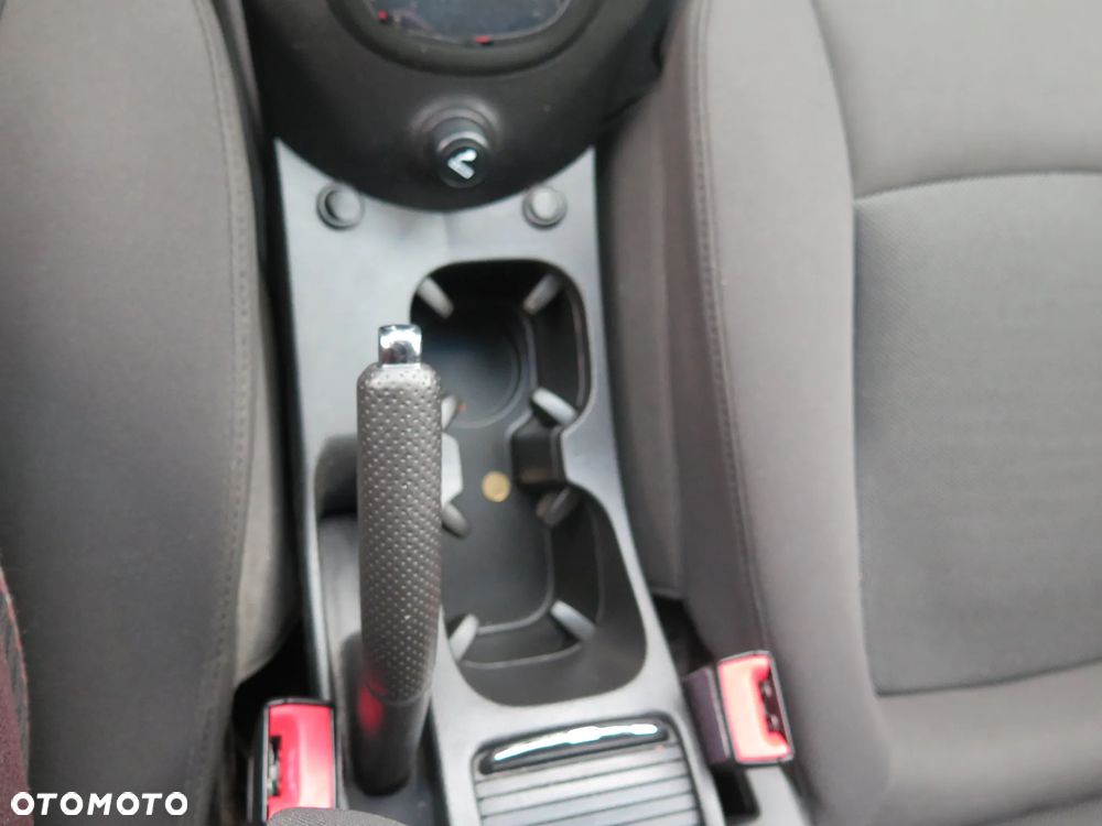 Chevrolet Orlando - 17