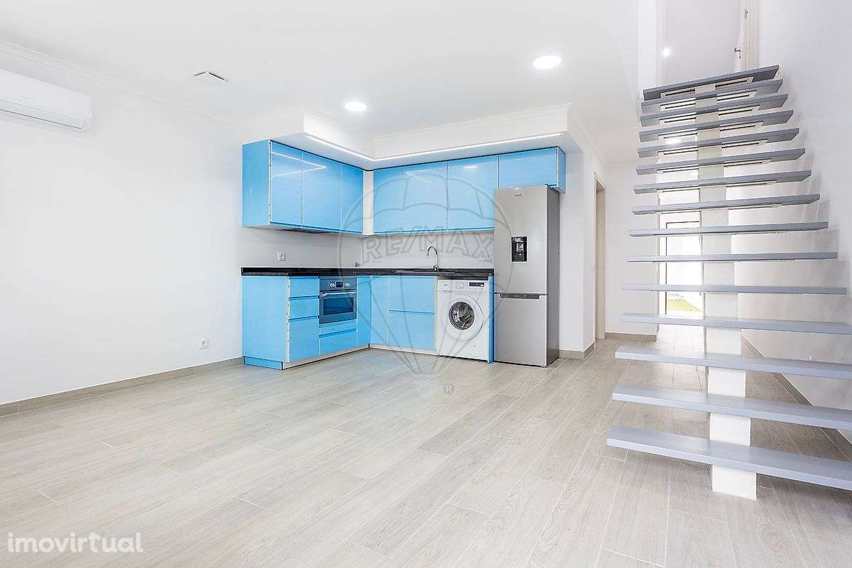 Moradia T2 para venda - Grande imagem: 2/32