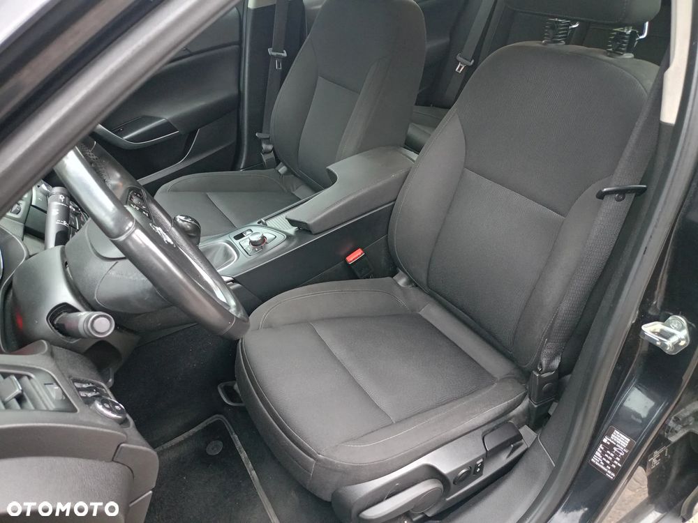Opel Insignia 1.8 - 15