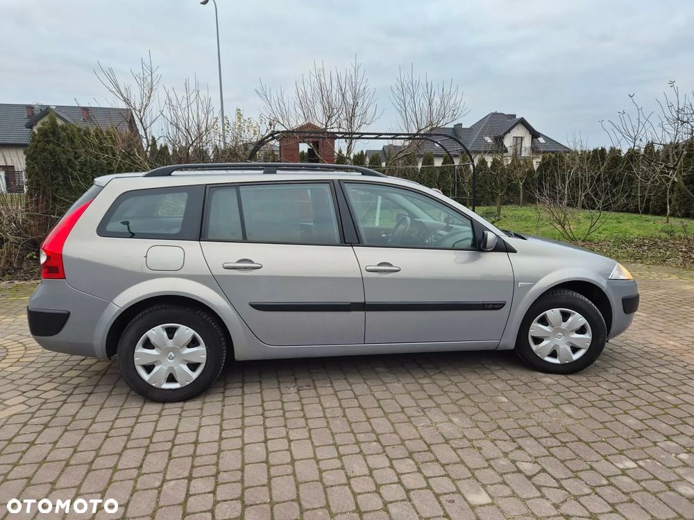 Renault Megane 1.6 16V Dynamique - 22