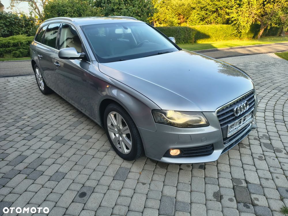 Audi A4 Avant 2.0 TDI DPF Attraction - 3