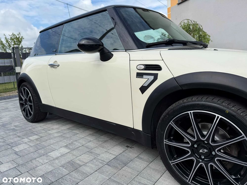 MINI ONE Seven - 2