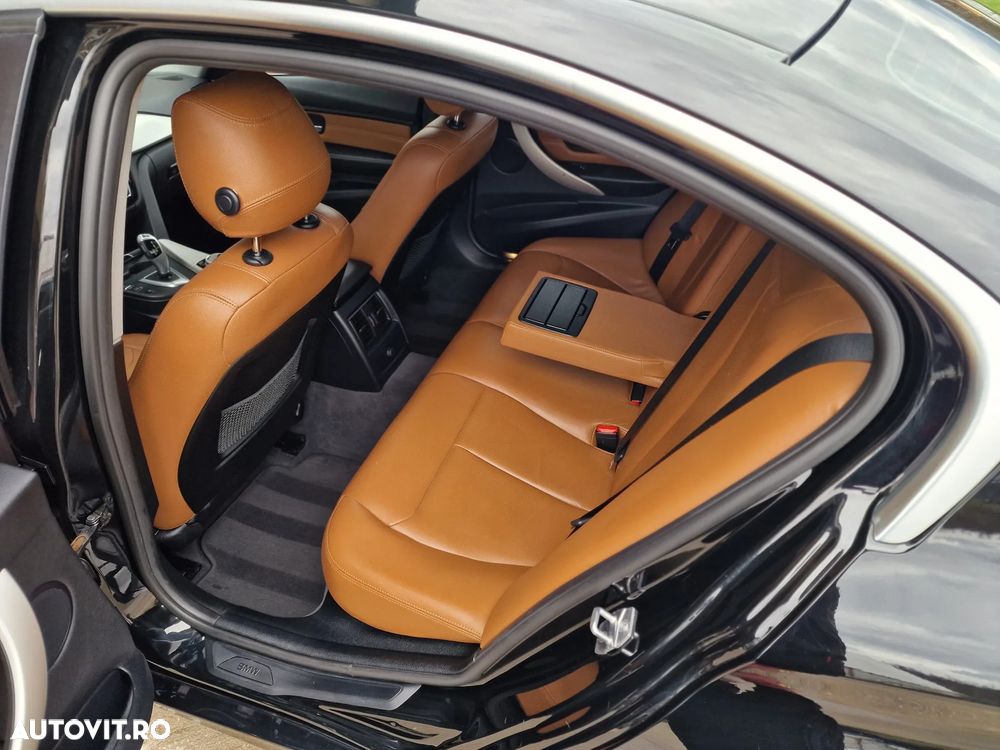 BMW Seria 3 320d Aut. Efficient Dynamics Edition Blue Perf. Luxury Line - 15