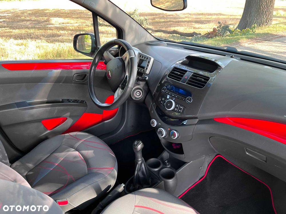 Chevrolet Spark - 4