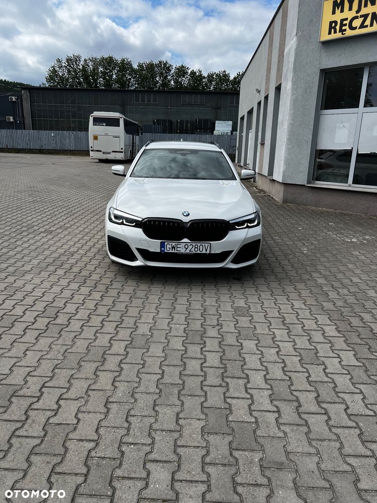 BMW Seria 5 520d mHEV M Sport sport - 2