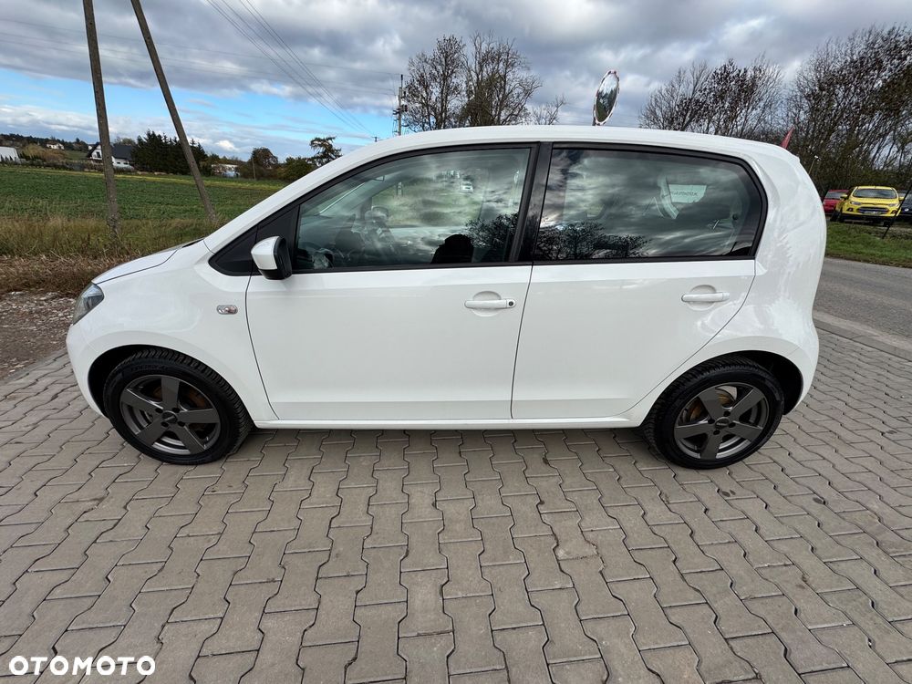 Volkswagen up! 1.0 high EU6 - 22