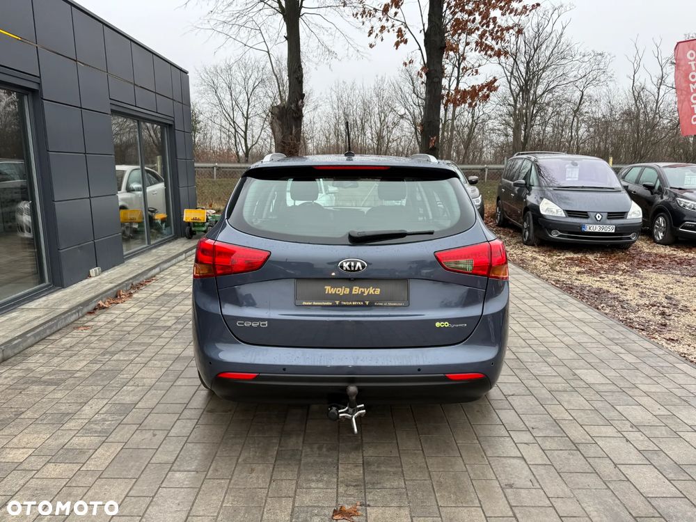Kia Ceed 1.6 GDI ISG Spirit - 15