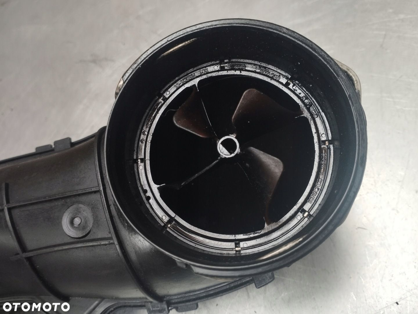 BMW E90 E91 WLOT KANAŁ POWIETRZA N47 2.0D 7810135 - 3