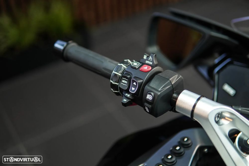 BMW R 1300 RT TRIPLE BLACK  C/ ASA - 27