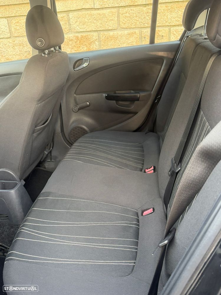 Opel Corsa 1.2 Enjoy - 4