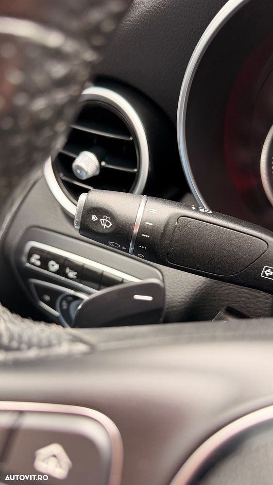 Mercedes-Benz C 220 d 4Matic 7G-TRONIC Avantgarde - 33