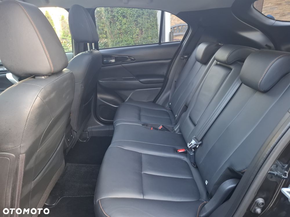 Mitsubishi Eclipse Cross 1.5 T GPF Invite Plus - 36