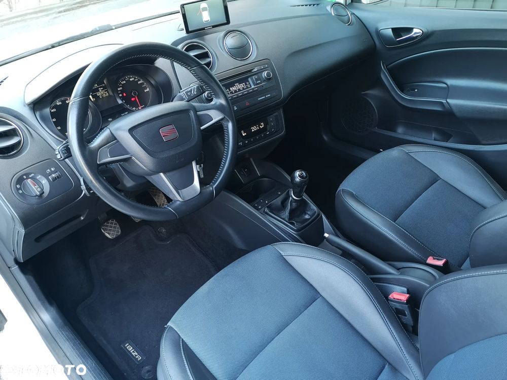 Seat Ibiza SC 1.4 16V Sport - 12