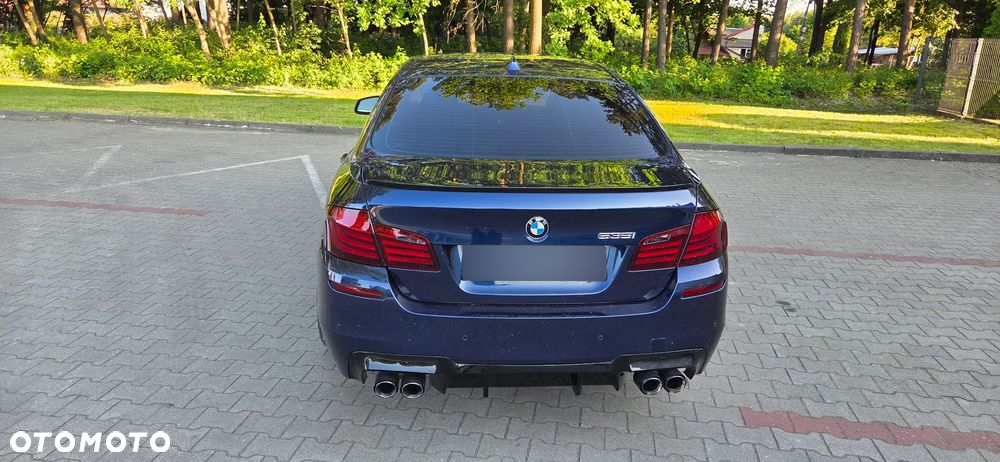BMW Seria 5 535i xDrive - 15