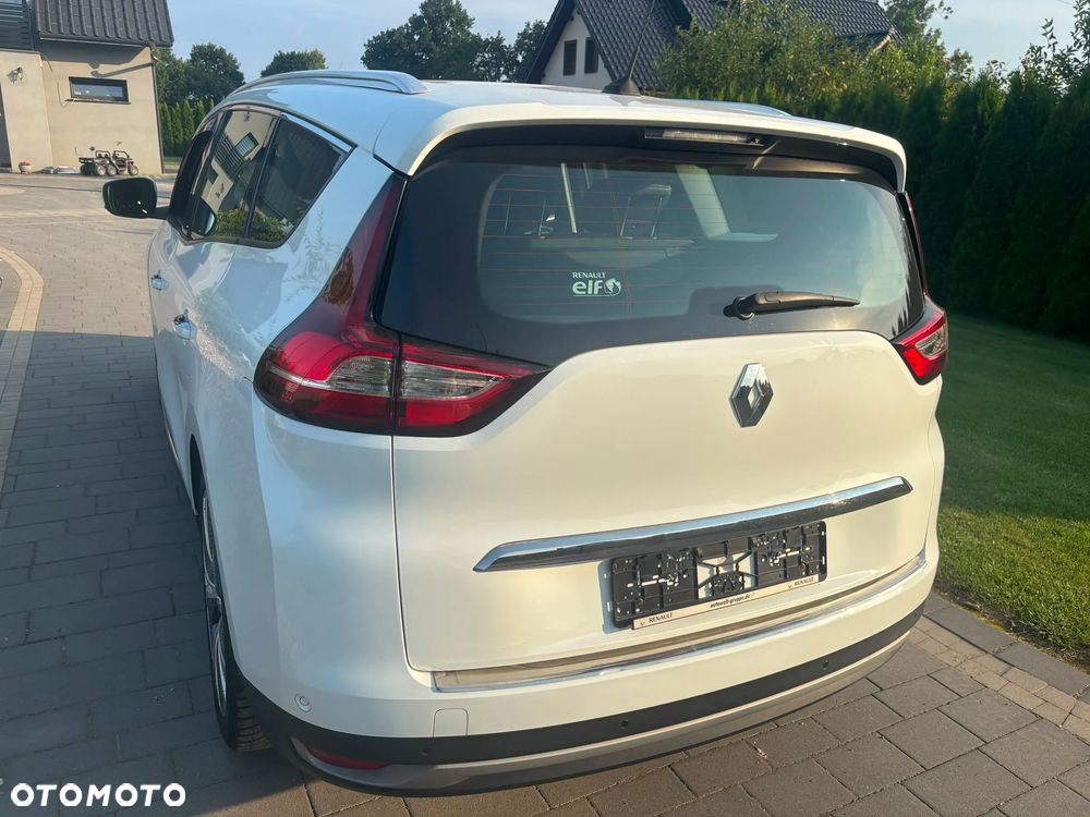 Renault Scenic - 8