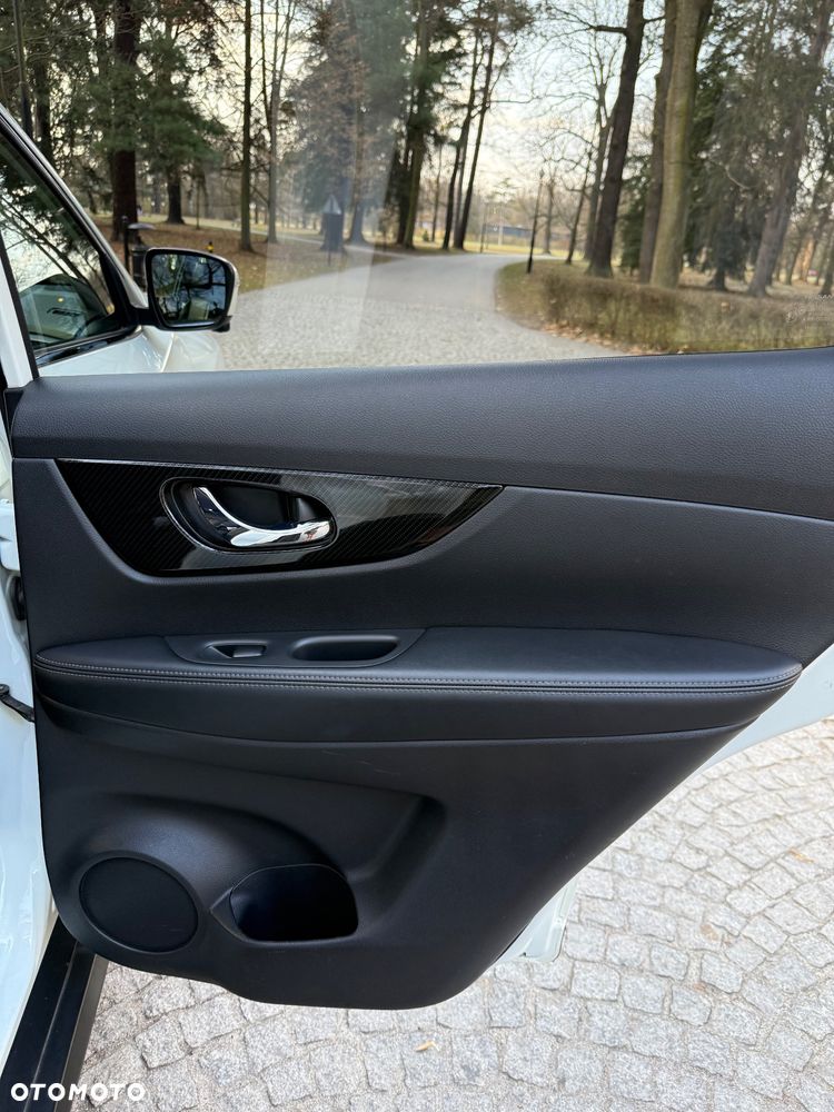 Nissan X-Trail 2.0 dCi Tekna Xtronic 4WD - 19