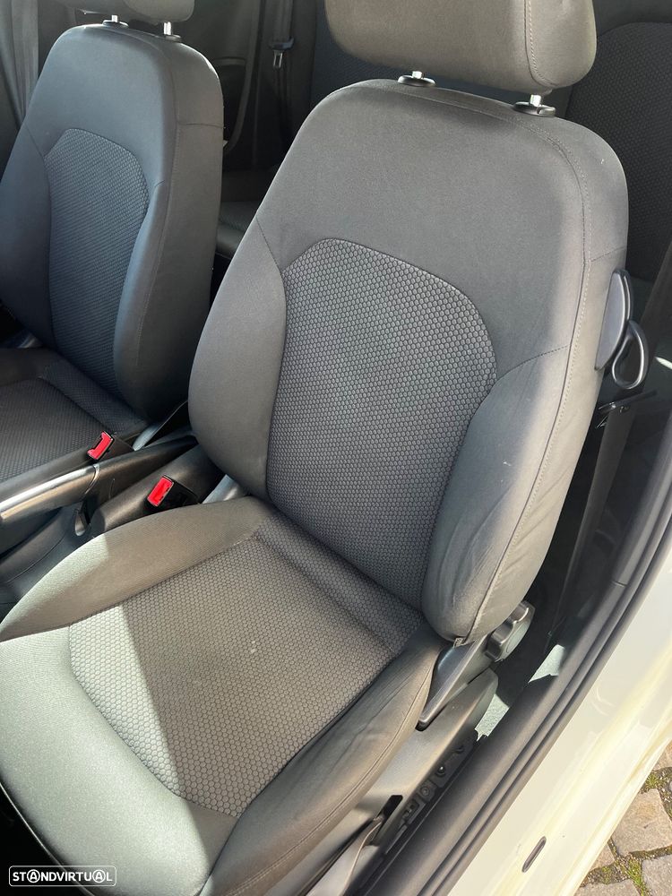 Audi A1 1.6 TDI Sport - 15