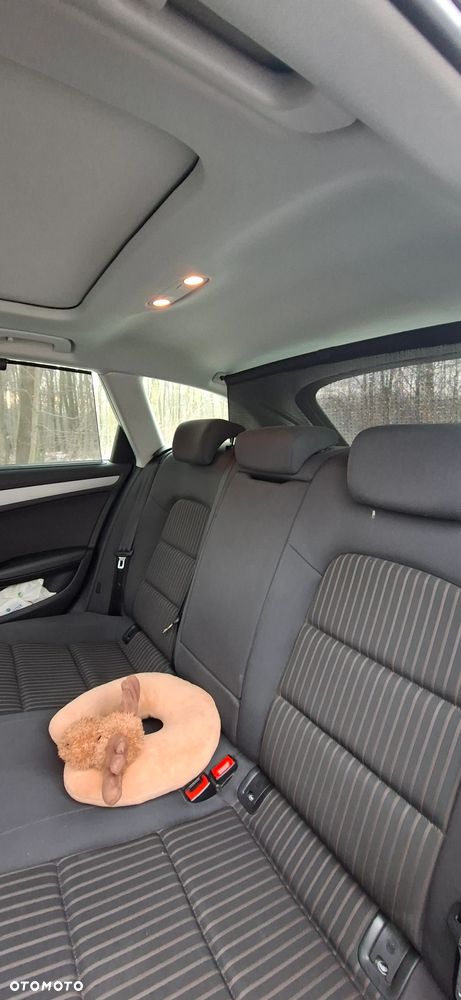Audi A4 Avant 2.0 TDI Quattro Line - 29