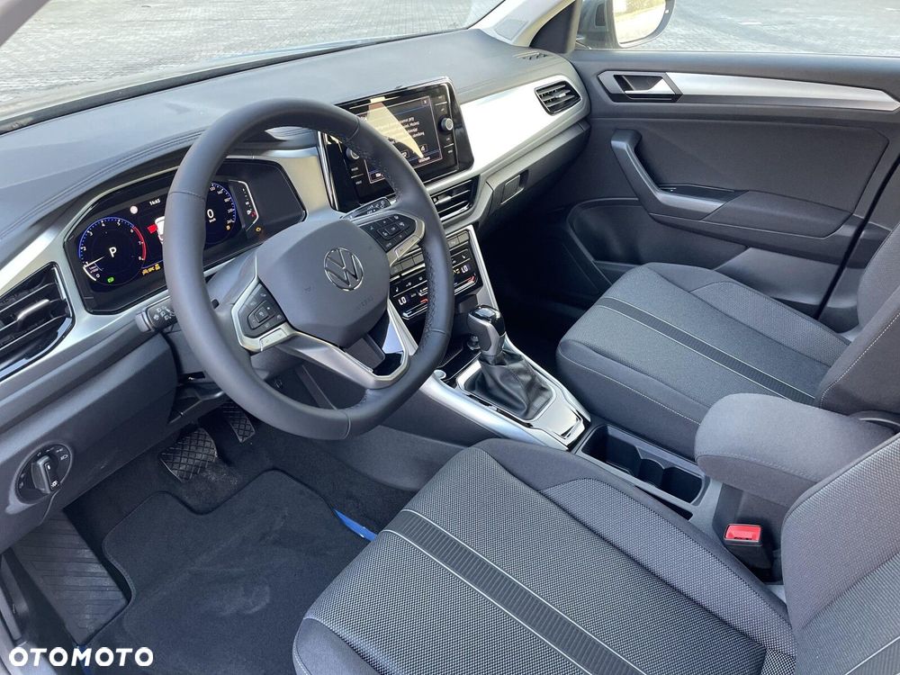 Volkswagen T-Roc - 11