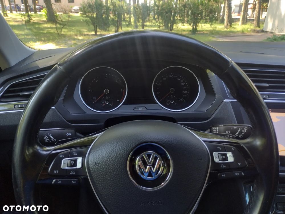 Volkswagen Tiguan 2.0 TDI SCR 4MOTION (BlueMotion Techn.) DSG Sound - 22