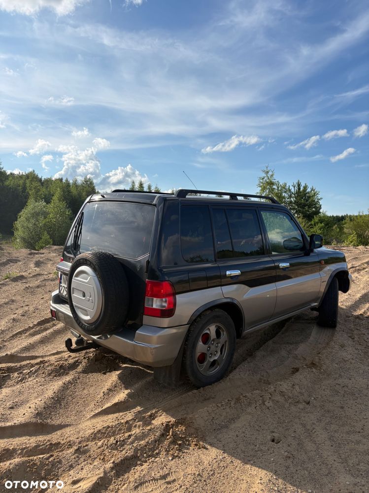 Mitsubishi Pajero Pinin - 4