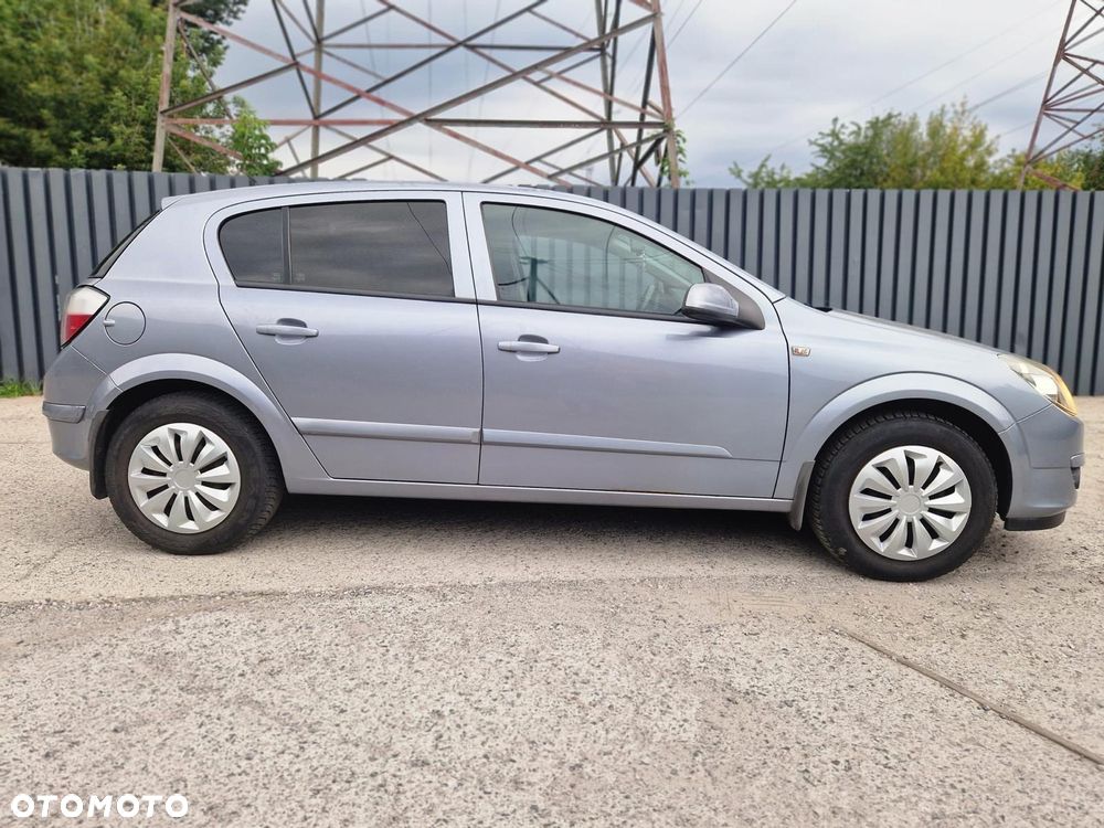Opel Astra - 11